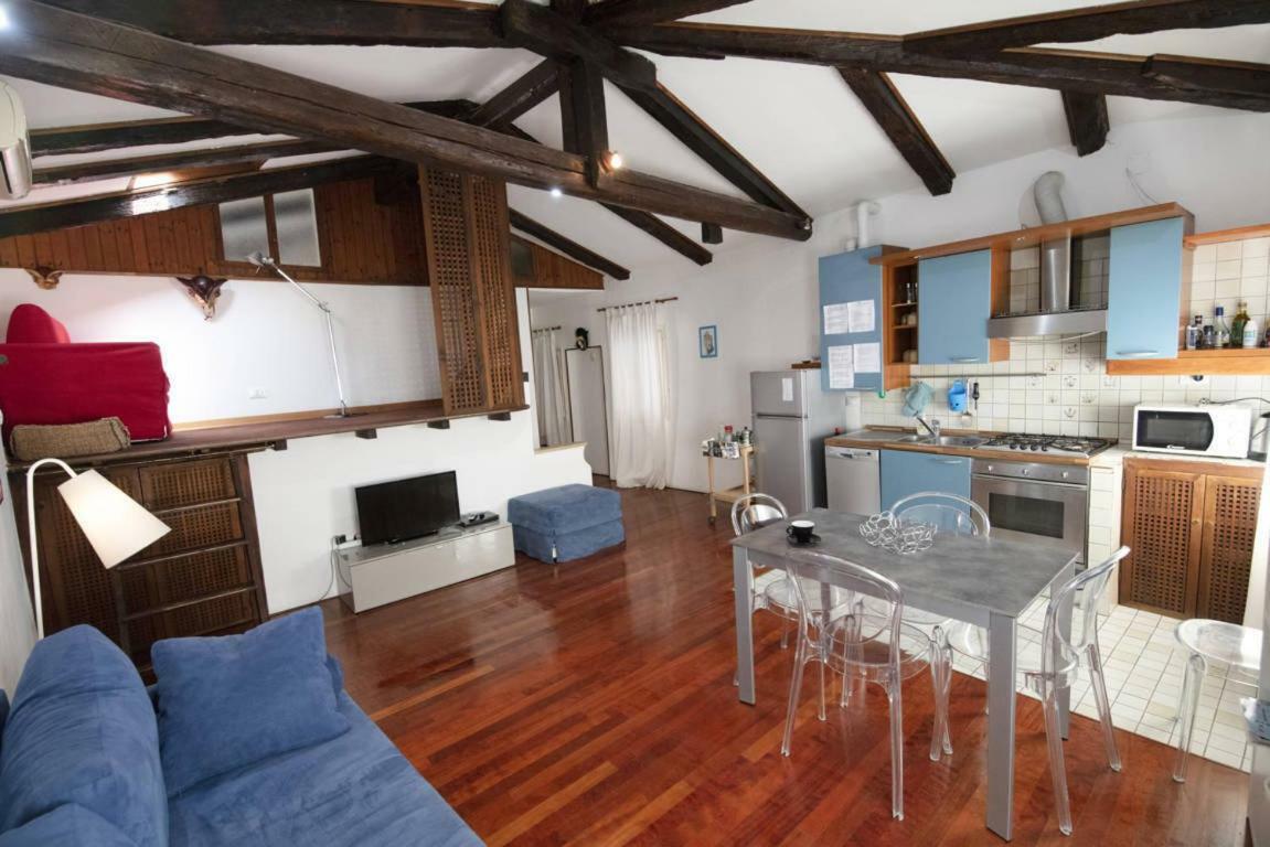 Appartamento Nel Cuore Di Venezia Exterior foto